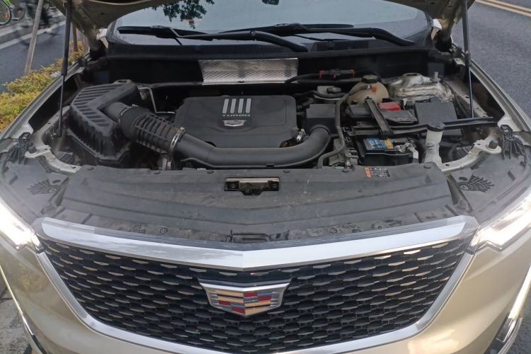 Used Cadillac XT6 2022 2.0T 7-Seater Four-Wheel Drive Luxury Version Engine Bay