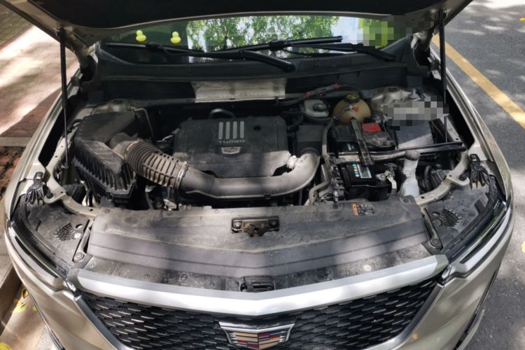 Used Cadillac XT6 2022 2.0T Six-Seater Four-Wheel Drive Luxury Version Engine Bay