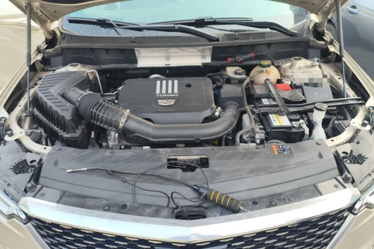 Used Cadillac XT6 2022 2.0T Six-Seater Four-Wheel-Drive Luxury Standard Edition Engine Bay