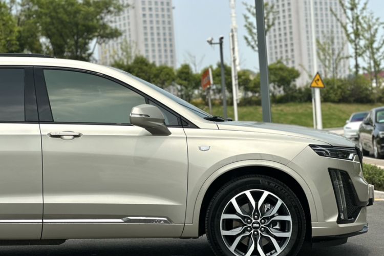 Used Cadillac XT6 2022 2.0T Six-Seater Four-Wheel-Drive Prestige Version Exterior 11