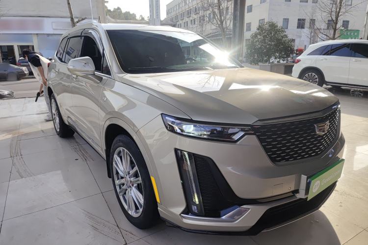 Used Cadillac XT6 2022 2.0T 7-Seater Four-Wheel Drive Luxury Version Exterior 2