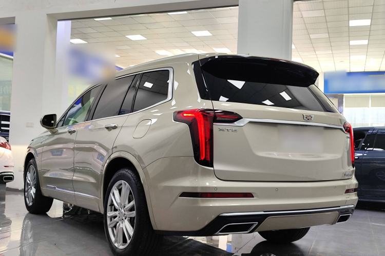 Used Cadillac XT6 2022 2.0T 7-Seater Two-Wheel Drive Luxury Version Exterior 4