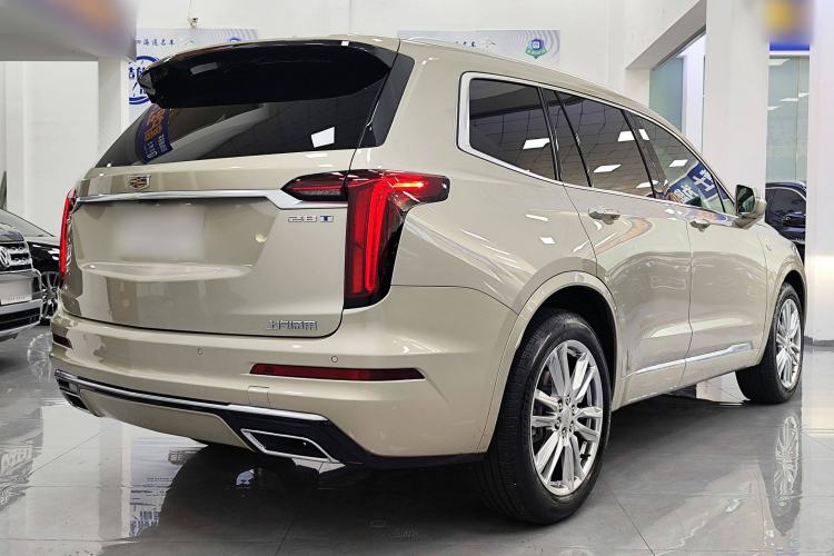 Used Cadillac XT6 2022 2.0T 7-Seater Two-Wheel Drive Luxury Version Exterior 5