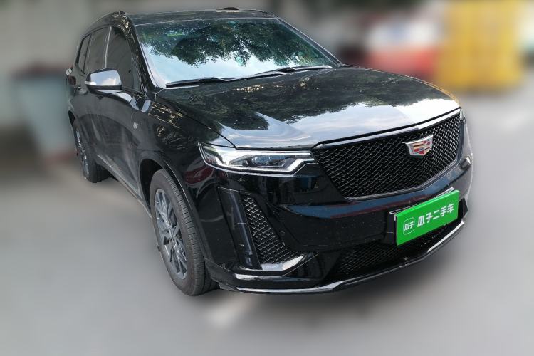 Used Cadillac XT6 2022 2.0T Six-Seater Four-Wheel-Drive Prestige Version Front Right 45 Deg