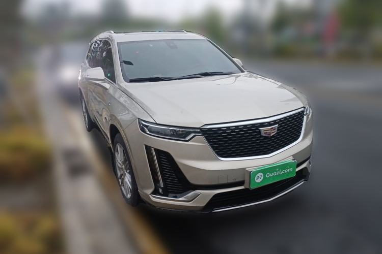 Used Cadillac XT6 2022 2.0T 7-Seater Four-Wheel Drive Luxury Version Front Right 45 Deg