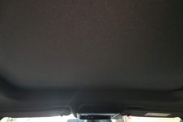 Used Cadillac XT6 2022 2.0T Six-Seater Four-Wheel Drive Luxury Version Headliner