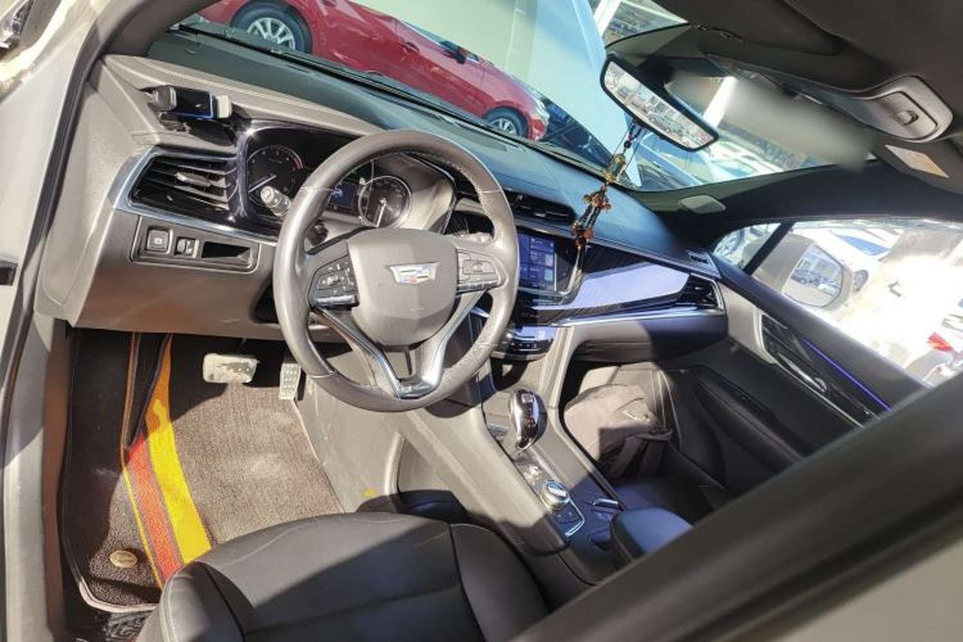 Used Cadillac XT6 2022 2.0T 7-Seater Four-Wheel Drive Luxury Version Interior 2