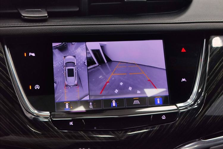 Used Cadillac XT6 2022 2.0T 7-Seater Two-Wheel Drive Luxury Version Interior 4