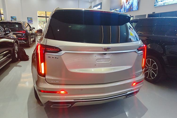 Used Cadillac XT6 2022 2.0T 7-Seater Four-Wheel Drive Luxury Version Rear