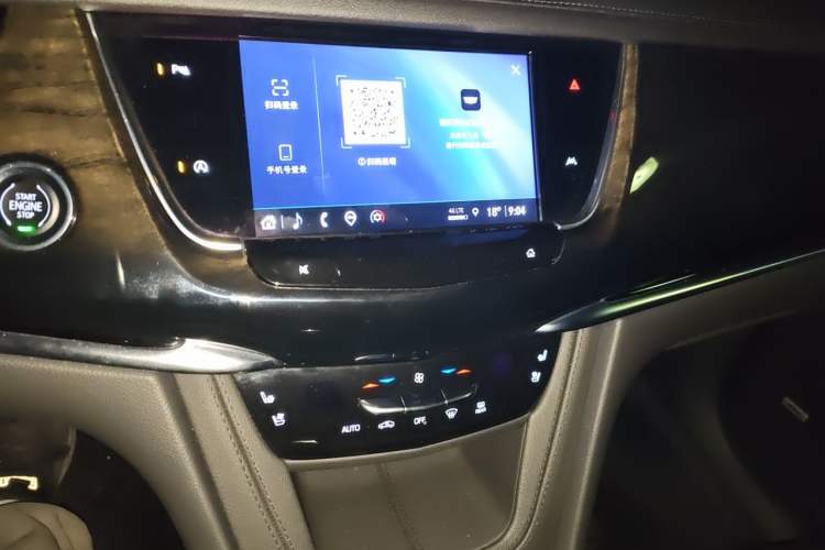 Used Cadillac XT6 2022 2.0T Six-Seater Four-Wheel Drive Luxury Version Audio And AC Panel