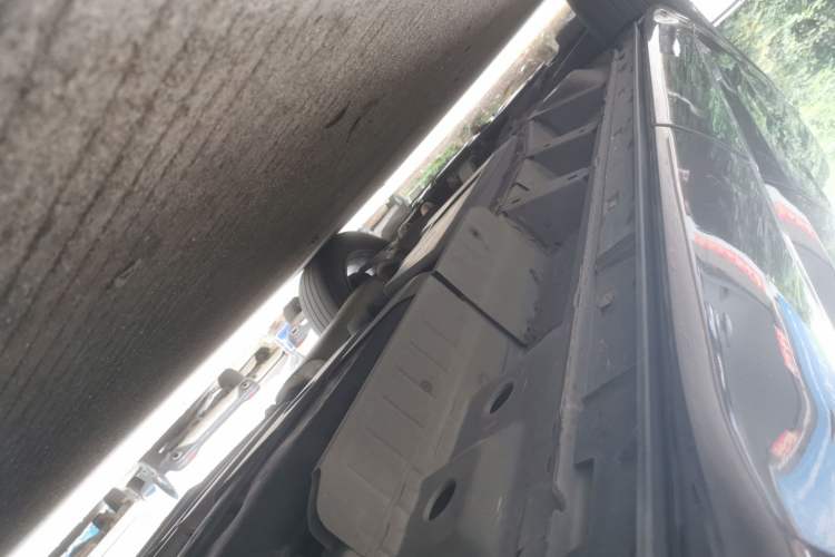 Used Cadillac XT6 2022 2.0T Six-Seater Four-Wheel-Drive Luxury Version Chassis Rear Left