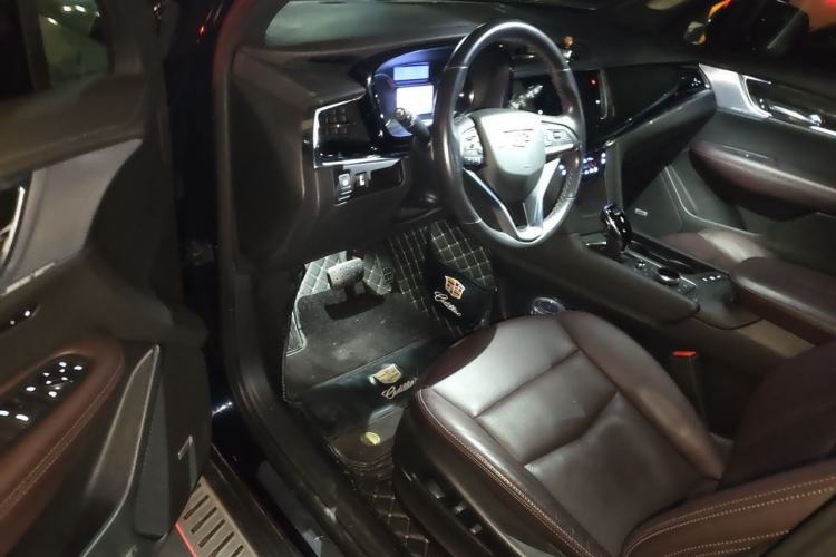 Used Cadillac XT6 2022 2.0T Six-Seater Four-Wheel Drive Luxury Version Driver Seat