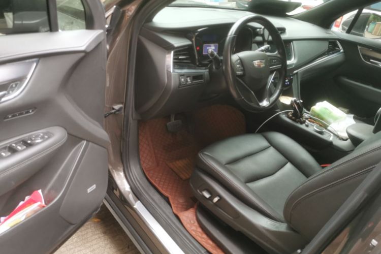 Used Cadillac XT6 2022 2.0T Six-Seater Four-Wheel-Drive Luxury Version Driver Seat