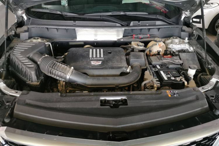 Used Cadillac XT6 2022 2.0T 7-Seater Four-Wheel Drive Luxury Version Engine Bay