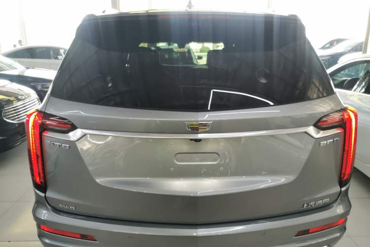 Used Cadillac XT6 2022 2.0T 7-Seater Four-Wheel Drive Luxury Version Exterior 4