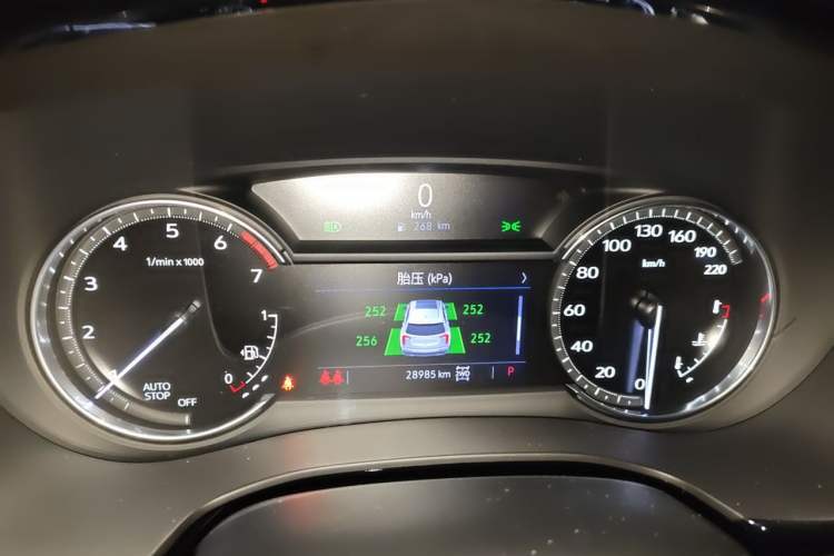 Used Cadillac XT6 2022 2.0T Six-Seater Four-Wheel Drive Luxury Version Instrument Cluster
