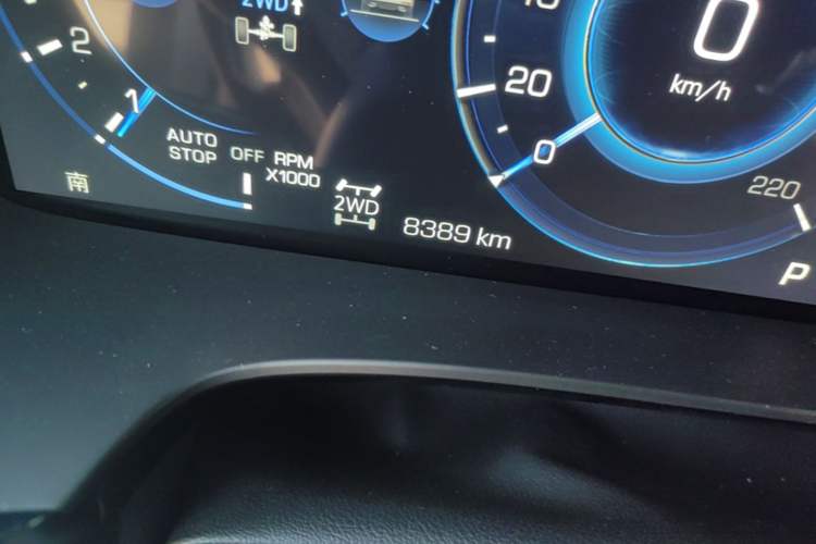 Used Cadillac XT6 2022 2.0T Six-Seater Four-Wheel-Drive Luxury Standard Edition Odometer Close Up
