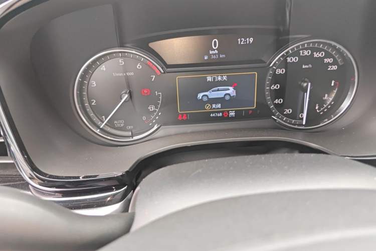 Used Cadillac XT6 2022 2.0T Six-Seater Four-Wheel Drive Luxury Version Odometer Close Up
