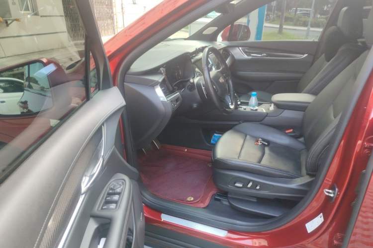 Used Cadillac XT6 2022 2.0T Six-Seater Four-Wheel-Drive Prestige Version Driver Seat