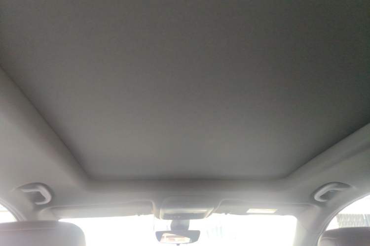 Used Cadillac XT6 2022 2.0T Six-Seater Four-Wheel-Drive Prestige Version Headliner