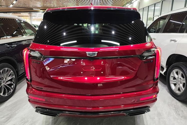 Used Cadillac XT6 2022 2.0T Six-Seater Four-Wheel-Drive Prestige Version Rear