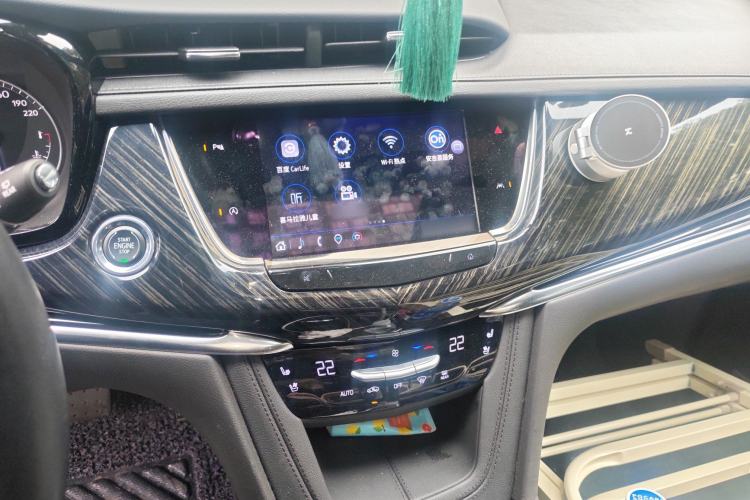 Used Cadillac XT6 2022 2.0T Six-Seater Four-Wheel-Drive Luxury Standard Edition Audio And AC Panel