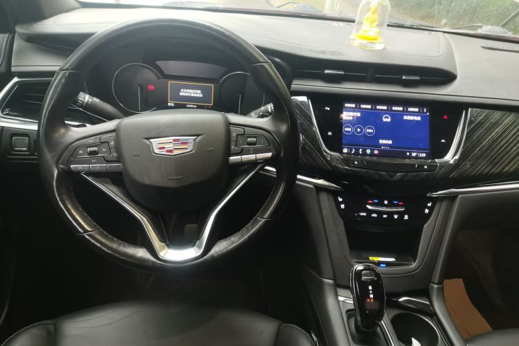 Used Cadillac XT6 2022 2.0T 7-Seater Four-Wheel Drive Luxury Standard Edition Center Console