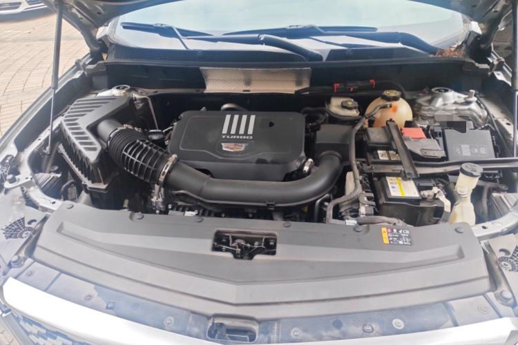 Used Cadillac XT6 2022 2.0T Six-Seater Four-Wheel-Drive Luxury Standard Edition Engine Bay