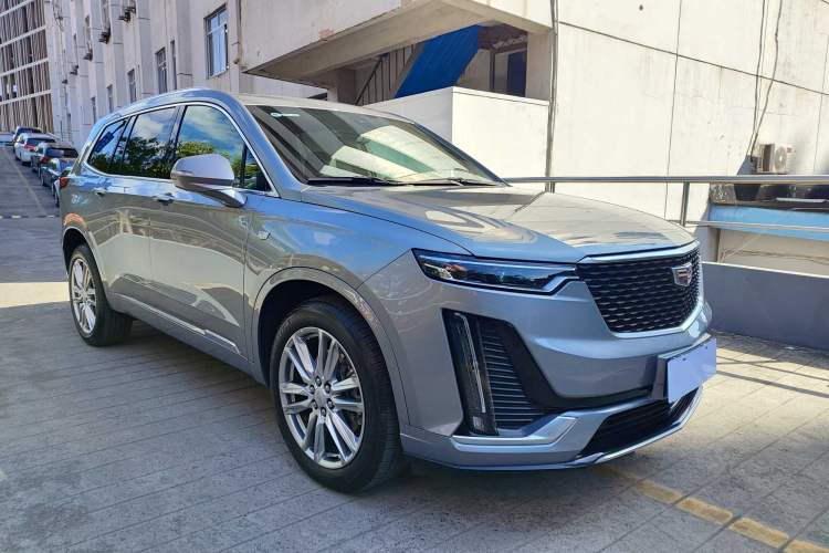 Used Cadillac XT6 2022 2.0T Six-Seater Four-Wheel Drive Luxury Version Exterior 2