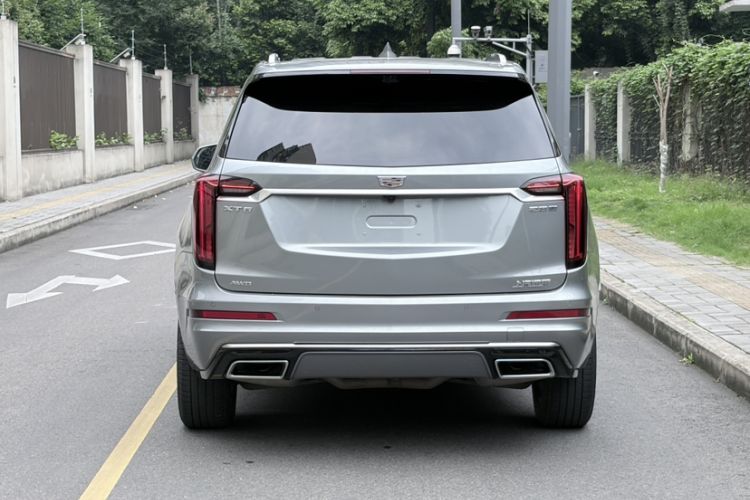 Used Cadillac XT6 2022 2.0T Six-Seater Four-Wheel Drive Luxury Version Exterior 3