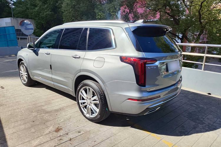 Used Cadillac XT6 2022 2.0T Six-Seater Four-Wheel Drive Luxury Version Exterior 4