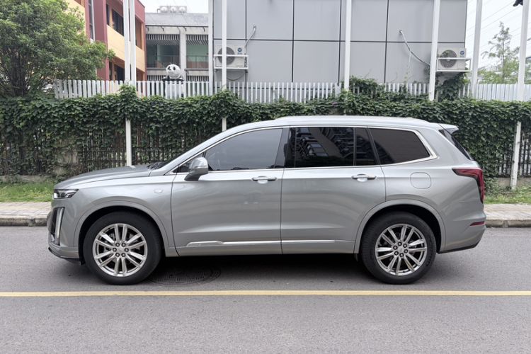 Used Cadillac XT6 2022 2.0T Six-Seater Four-Wheel Drive Luxury Version Exterior 5