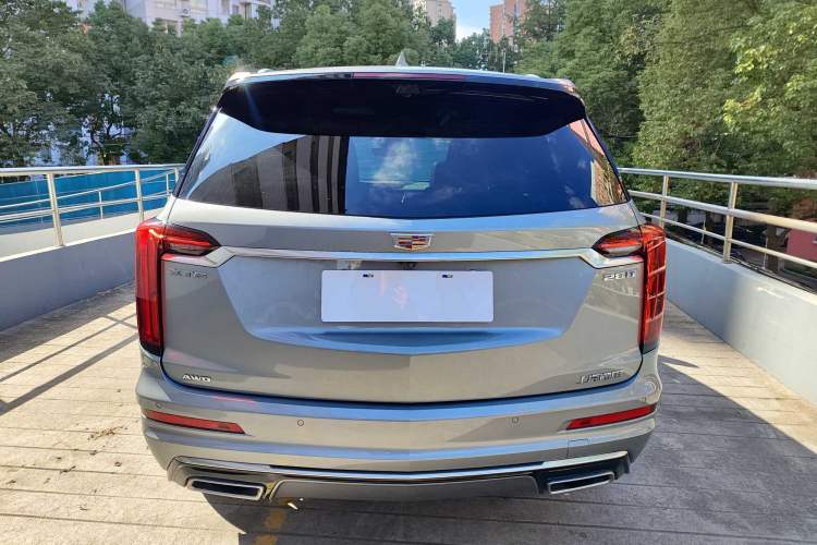Used Cadillac XT6 2022 2.0T Six-Seater Four-Wheel Drive Luxury Version Exterior 5