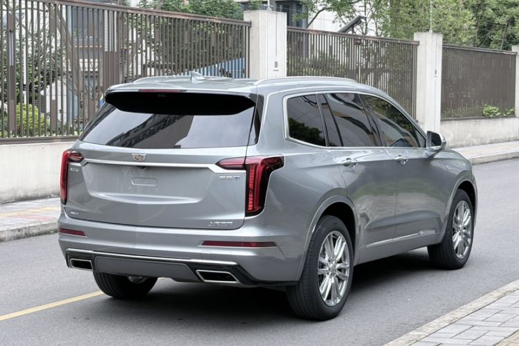 Used Cadillac XT6 2022 2.0T Six-Seater Four-Wheel Drive Luxury Version Exterior 6