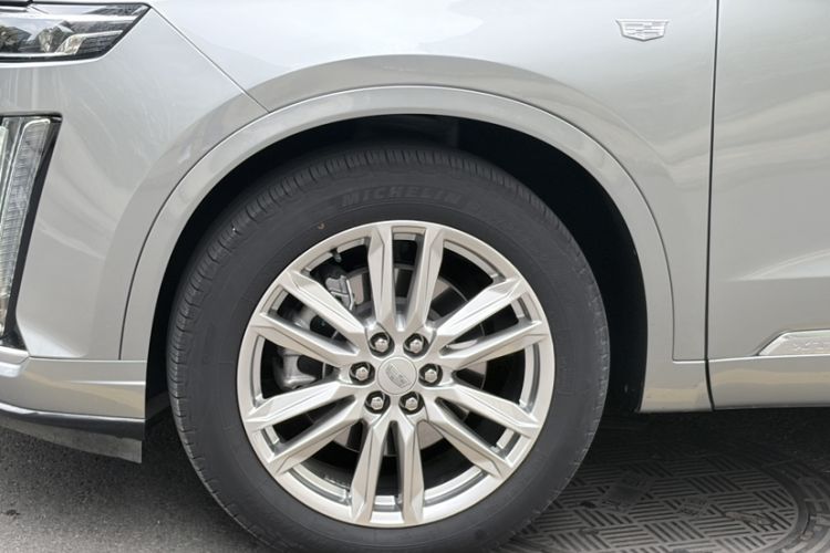 Used Cadillac XT6 2022 2.0T Six-Seater Four-Wheel Drive Luxury Version Exterior 7
