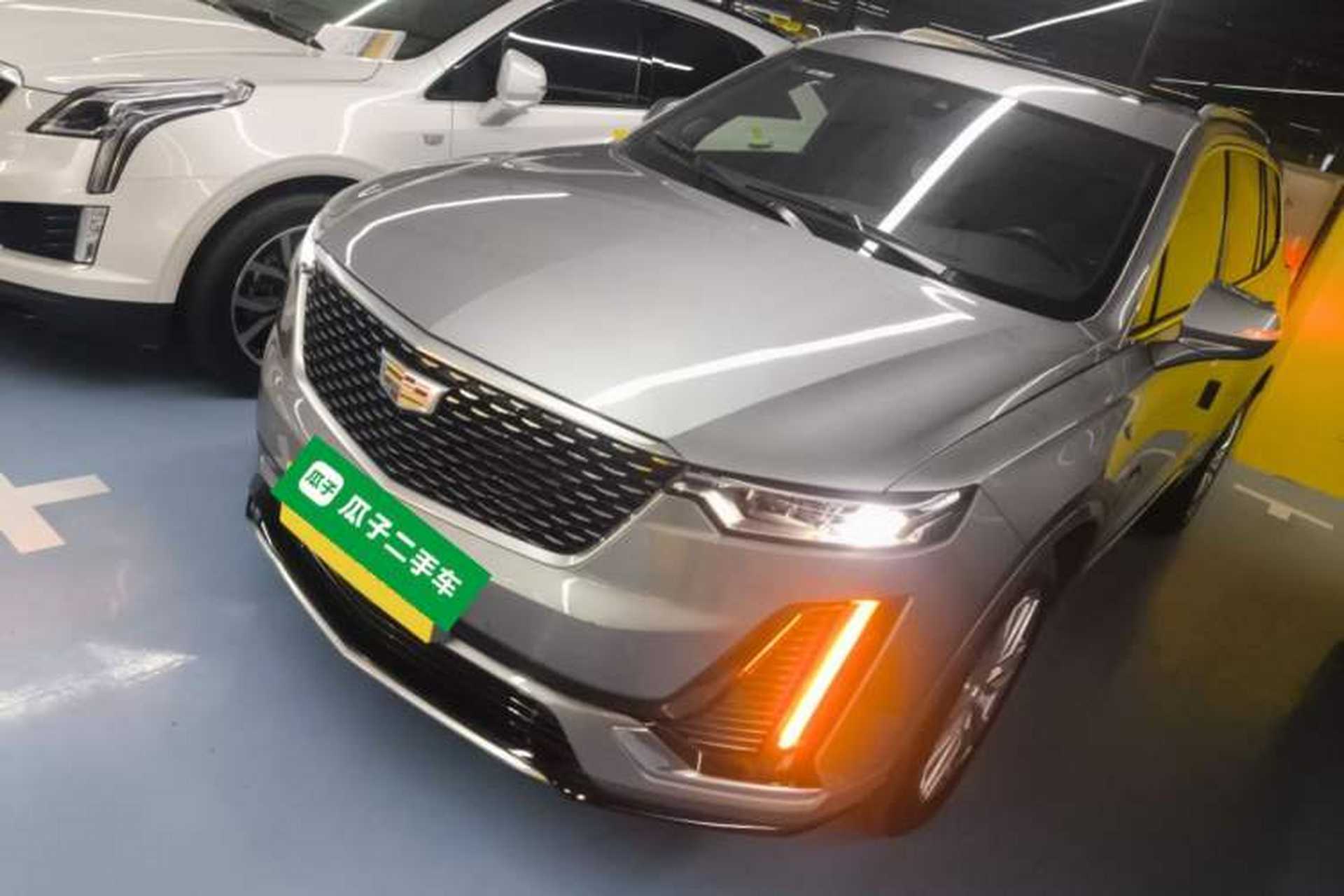 Used Cadillac XT6 2022 2.0T Six-Seater Four-Wheel Drive Luxury Version Front Left 45 Deg