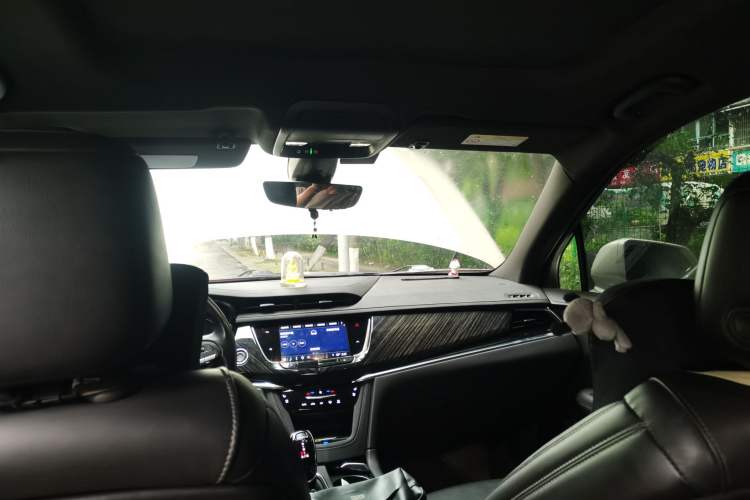 Used Cadillac XT6 2022 2.0T 7-Seater Four-Wheel Drive Luxury Standard Edition Headliner