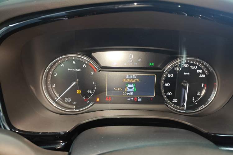 Used Cadillac XT6 2022 2.0T Six-Seater Four-Wheel Drive Luxury Version Instrument Cluster
