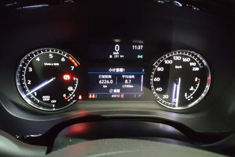 Used Cadillac XT6 2022 2.0T Six-Seater Two-Wheel-Drive Luxury Version Instrument Cluster