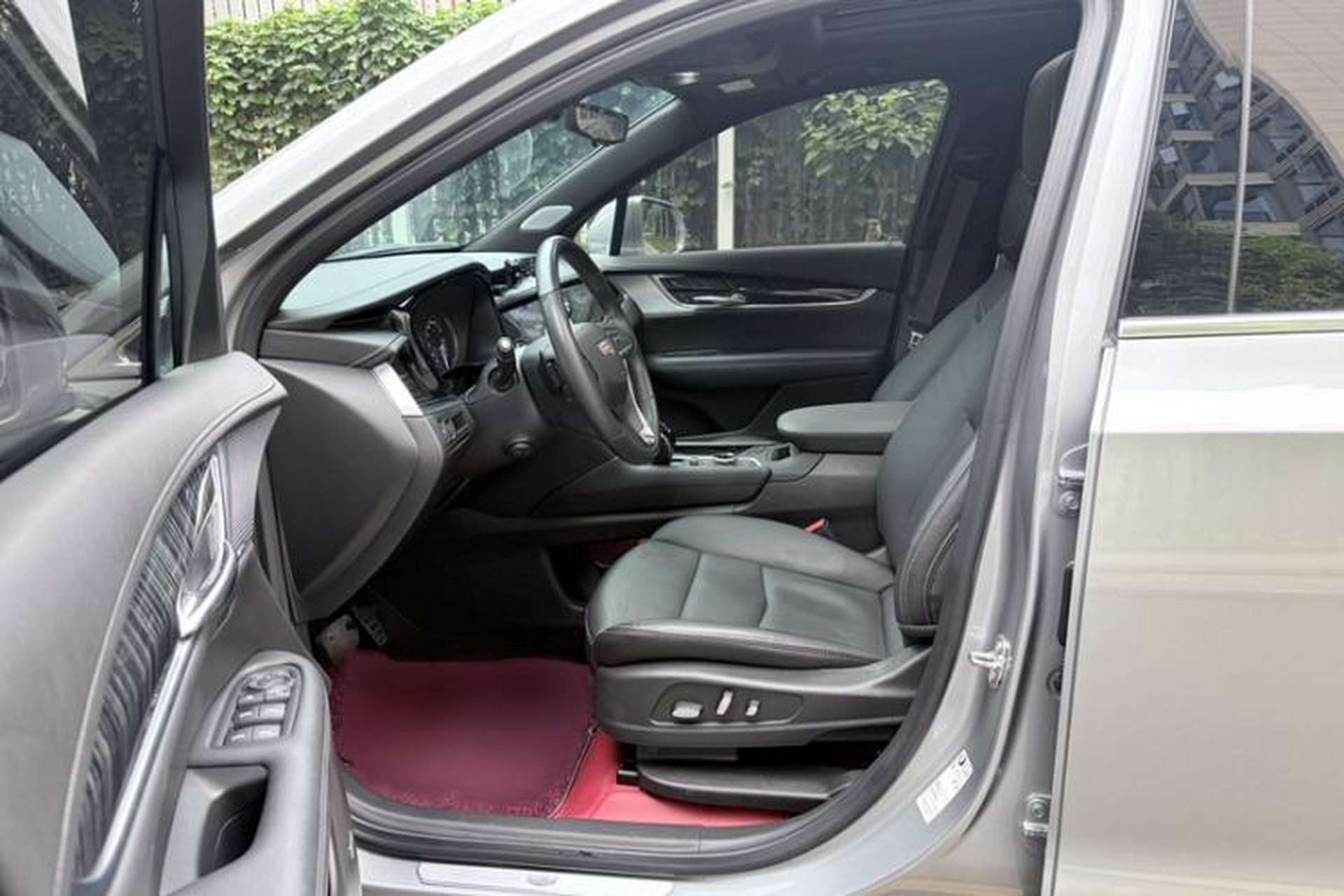 Used Cadillac XT6 2022 2.0T Six-Seater Four-Wheel Drive Luxury Version Interior 4