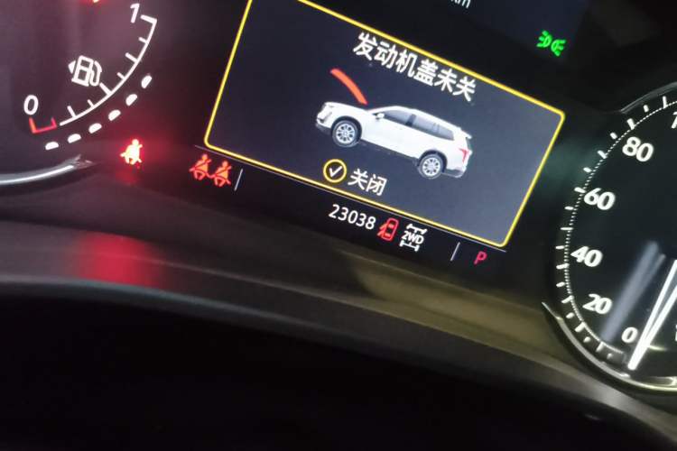 Used Cadillac XT6 2022 2.0T Six-Seater Four-Wheel Drive Luxury Version Odometer Close Up