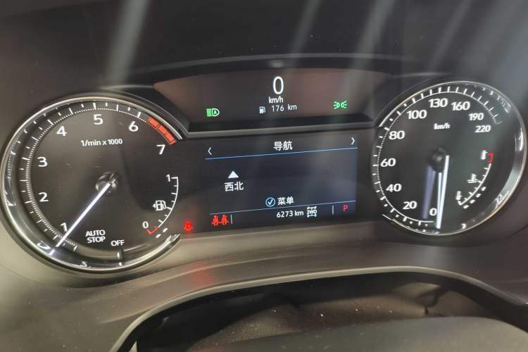 Used Cadillac XT6 2022 2.0T Six-Seater Four-Wheel Drive Luxury Version Odometer Close Up