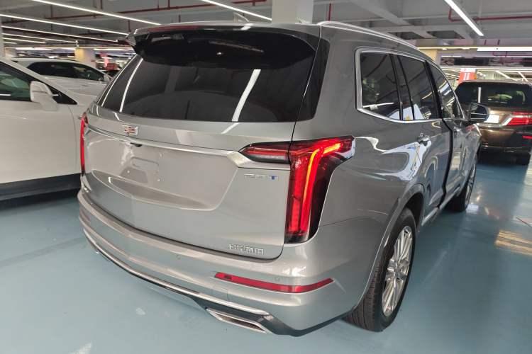 Used Cadillac XT6 2022 2.0T Six-Seater Four-Wheel Drive Luxury Version Rear Right 45 Deg