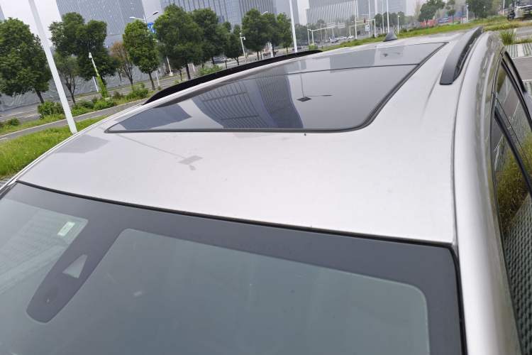 Used Cadillac XT6 2022 2.0T Six-Seater Four-Wheel-Drive Prestige Version Roof