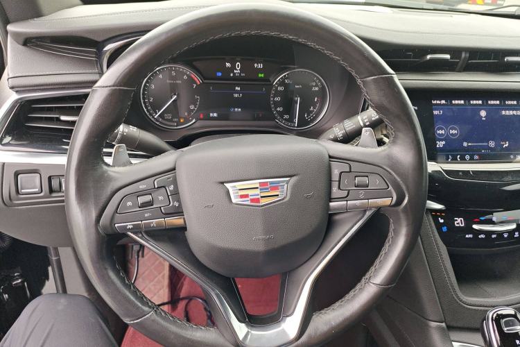 Used Cadillac XT6 2022 2.0T Six-Seater Four-Wheel-Drive Prestige Version Steering Wheel