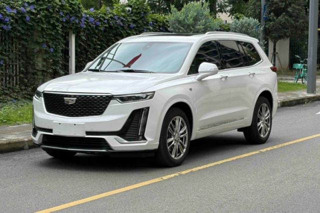 Used Cadillac XT6 2022 2.0T Six-Seater Four-Wheel Drive Luxury Version