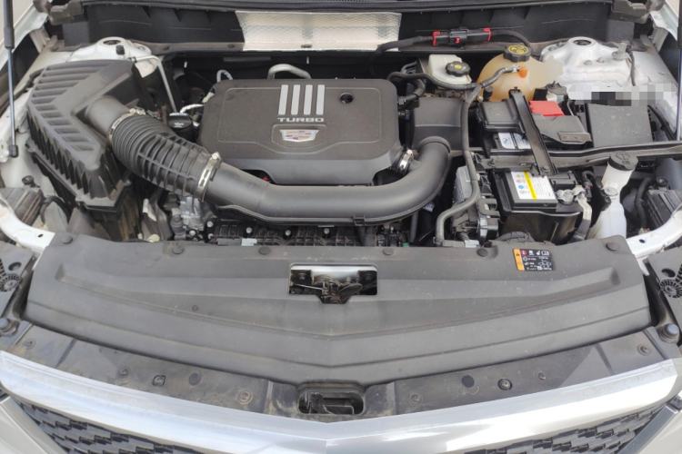 Used Cadillac XT6 2022 2.0T Six-Seater Four-Wheel Drive Luxury Version Engine Bay