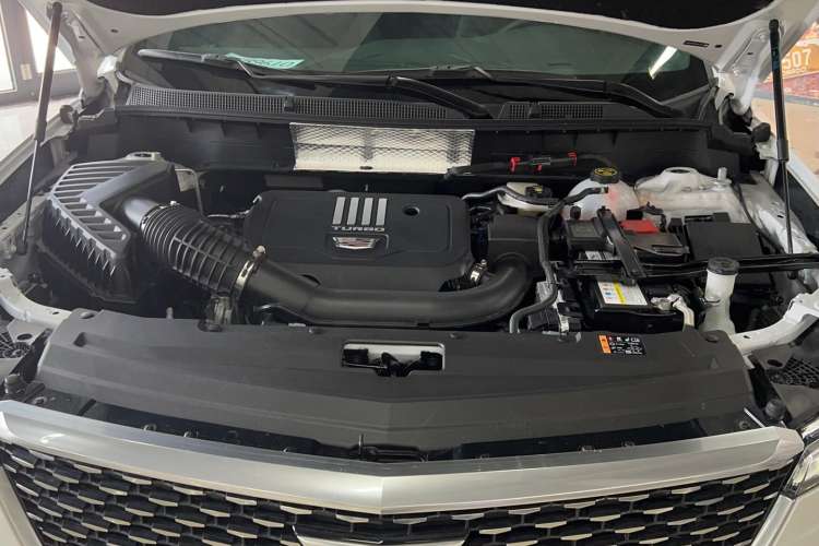 Used Cadillac XT6 2022 2.0T 7-Seater Four-Wheel Drive Luxury Version Engine Bay