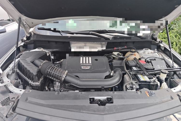 Used Cadillac XT6 2022 2.0T Six-Seater Four-Wheel-Drive Luxury Version Engine Bay