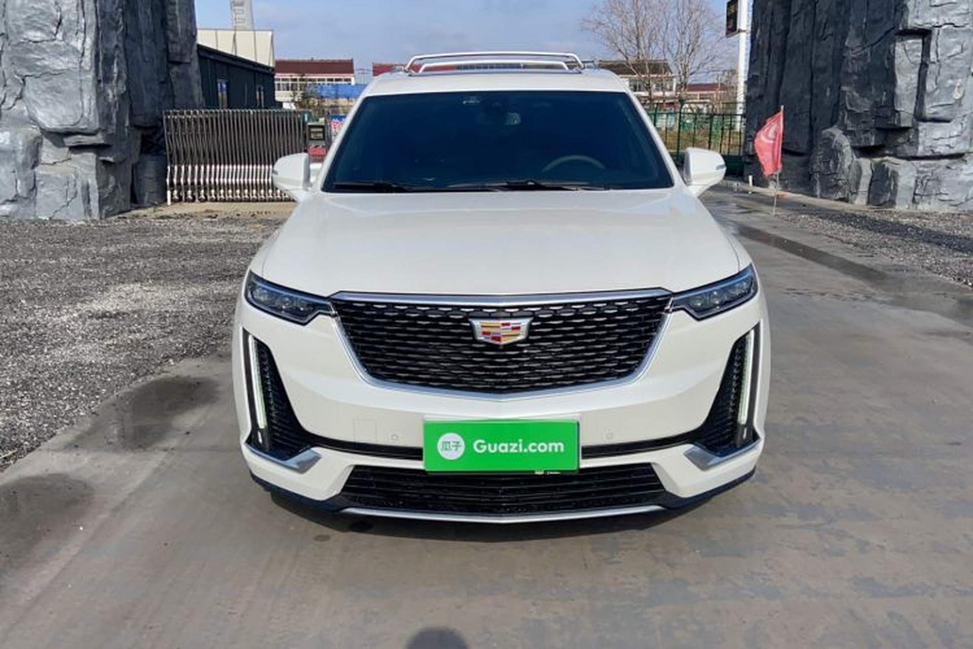 Used Cadillac XT6 2022 2.0T 7-Seater Two-Wheel Drive Luxury Version Exterior 1
